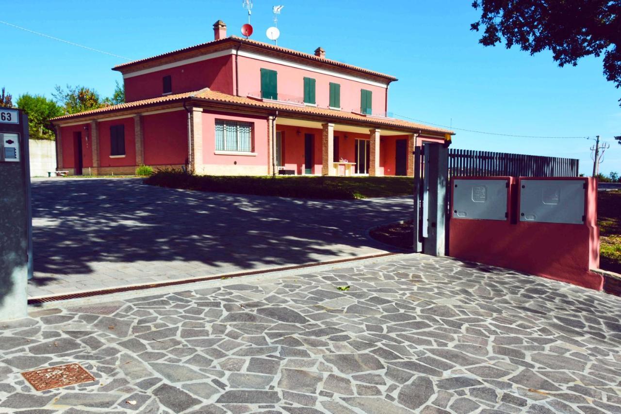Rinaldi House Bed & Breakfast Torriana Exterior photo